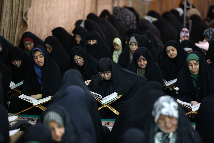 آئین باشکوه ترتیل‌خوانی حرم حضرت معصومه(س) در نخستین روز ماه رمضان