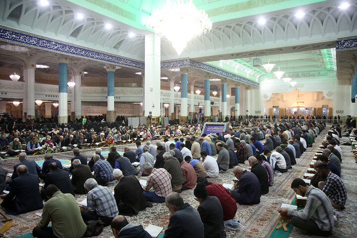 آئین باشکوه ترتیل‌خوانی حرم حضرت معصومه(س) در نخستین روز ماه رمضان