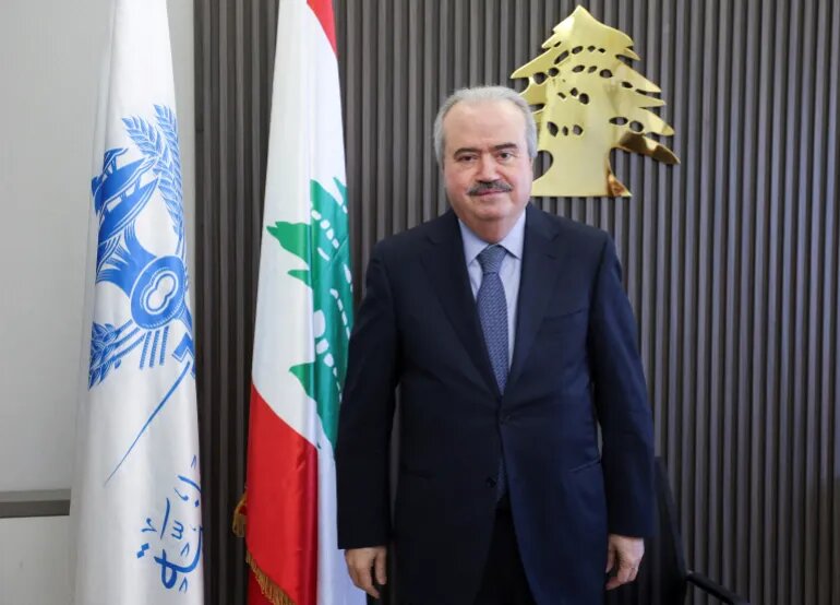 اعتراضات سراسری در لبنان علیه افزایش مالیات و بهای بنزین