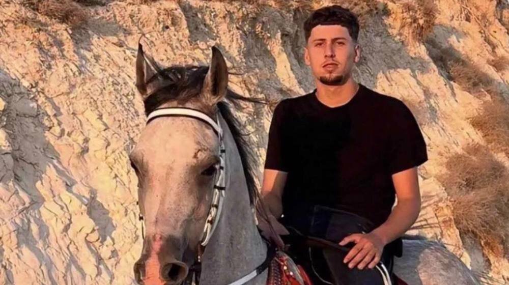 Israeli settlers kill 19-year-old Palestinian man in West Bank raid