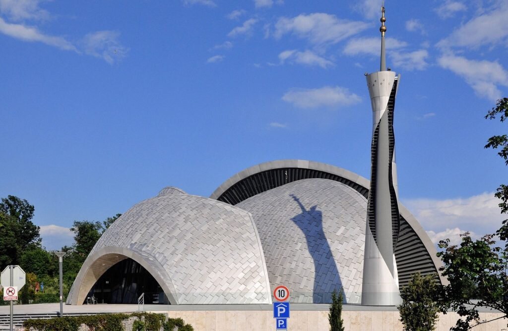 بیش از ۴۰۰ نفر از بانوان در جلسه آمادگی برای ماه رمضان در کرواسی شرکت کردند