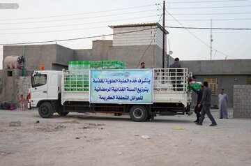 توزیع بیش از دو هزار بسته غذایی از سوی آستان مقدس علوی میان نیازمندان + تصاویر