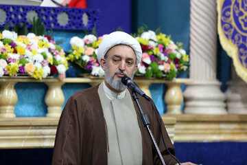 دعا در وسط میدان جنگ، نصرت قطعی خداوند را به همراه خواهد داشت