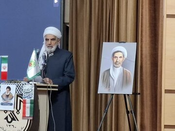 Mamosta Rostemî:Şehîdan bi kirin û fedakariyên xwe peyama yekîtî û hevgirtinê bi awayekî fermî û berbiçav ji bo hemû civakê ragihandin.