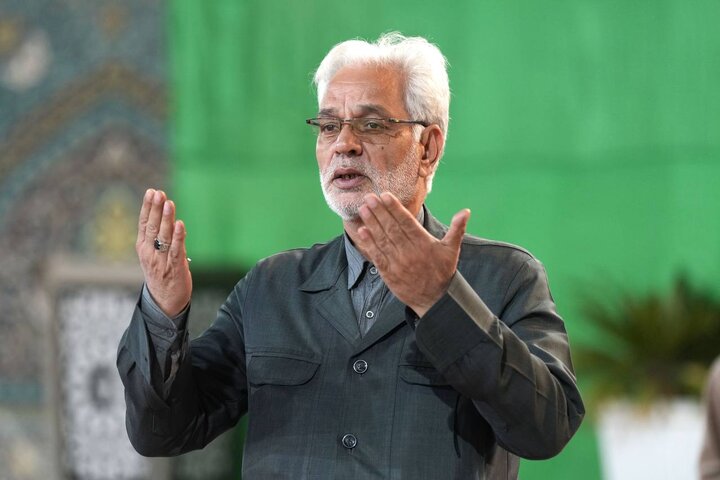 Informe fotográfico |  El Santuario Sagrado de los Dos Imames Al-Askari lanza su programa educativo para el bendito mes de Ramadán