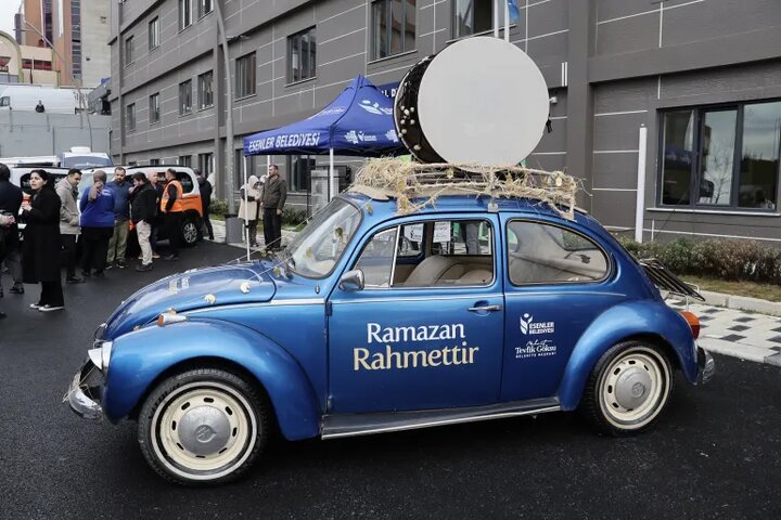 راه‌اندازی خط «الو افطار» در شهر استانبول ترکیه/ وعده‌های افطار رایگان به درب منازل می‌آید