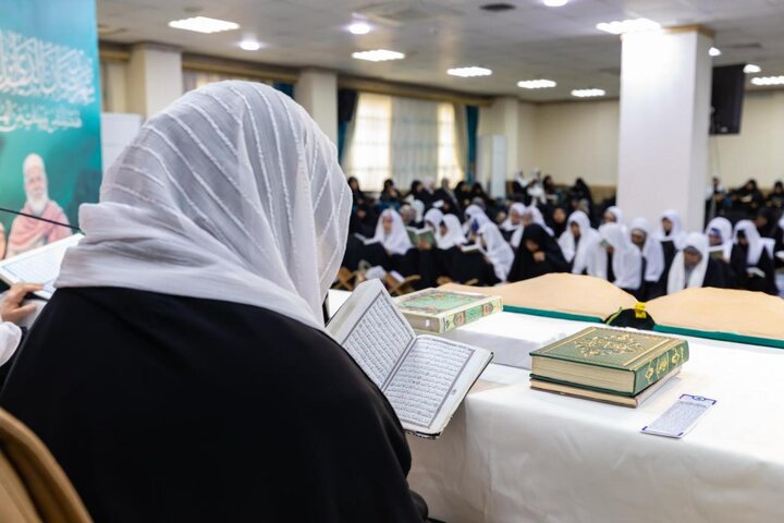 تقرير مصور/ إطلاق محافل قرآنية رمضانية نسوية في كربلاء المقدسة
