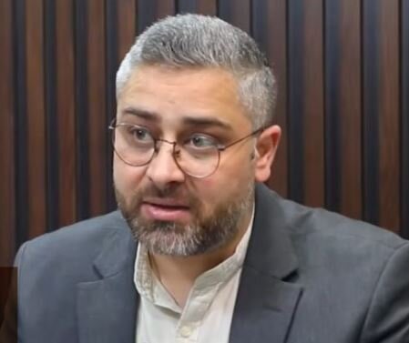 Palestinski analitičar u razgovoru za ABNA: Predstavljeni mirovni plan za Gazu ima cilj da spasi Izrael i slomi otpor / Trump je ubica; ne heroj mira