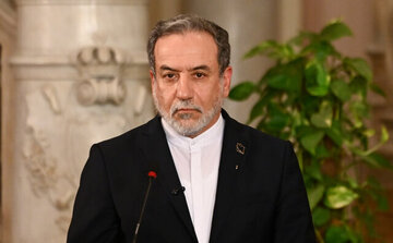 Reaksi Araghchi terhadap Klaim Presiden Amerika Serikat: Bicaralah dengan Bukti