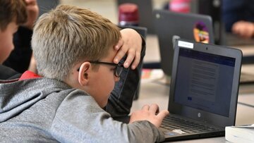 7 şêwazên parastina zarokan li hember metirsiyên HÇ'ê