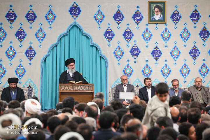 Photos: Quran recitation gathering held in presence of Imam Khamenei