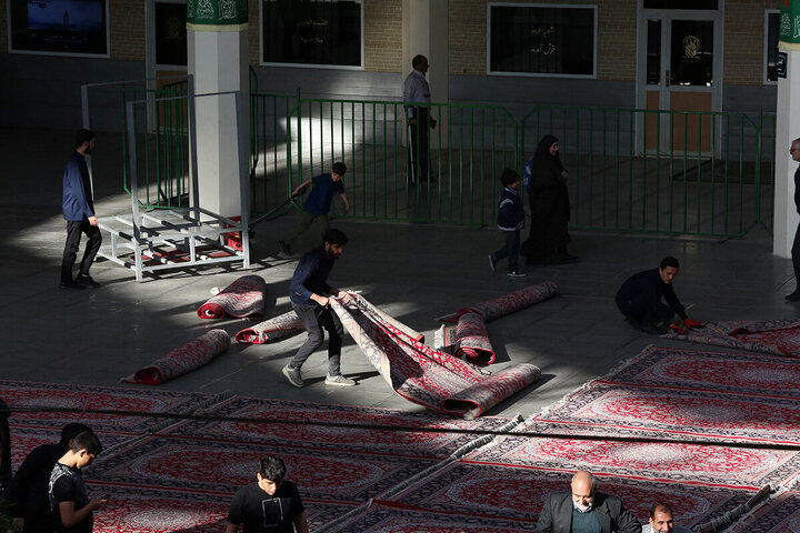 Photos: Iftar Banquet at Hazrat Masoumeh Holy Shrine on First Night of Ramadan