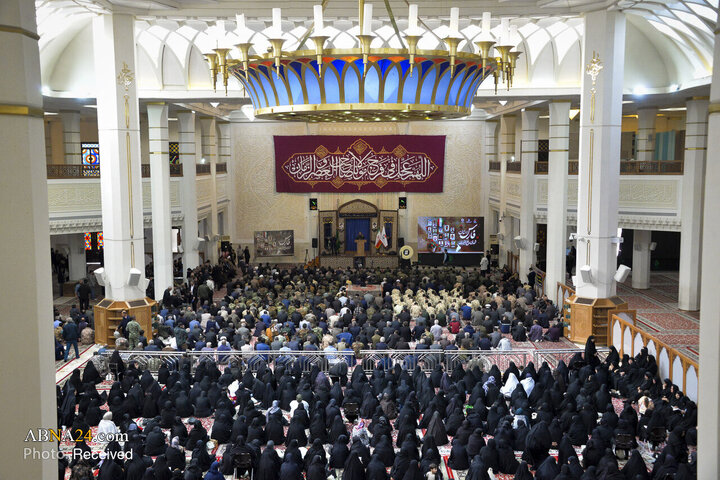 تقرير مصور/ حياء ذكرى شهداء المقاومة الوطنية في حرم "شاه جراغ" المقدس في مدينة شيراز