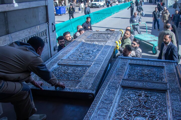 تقرير مصور/ أعمال الإدامة الدورية لأبواب العتبة العباسية المقدسة