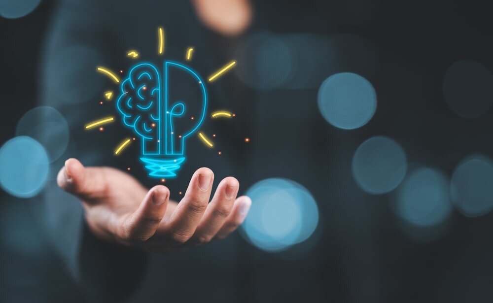 A "criatividade" é a virtude da capacidade de criar novas ideias, soluções inovadoras e ter uma perspetiva diferente do mundo