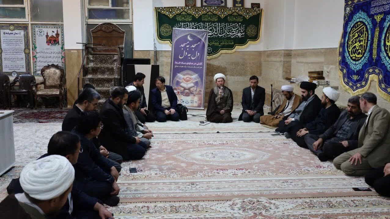 طرح »هر شب یک مسجد؛ یک هیئت صلح« در قم آغاز شد + تصاویر