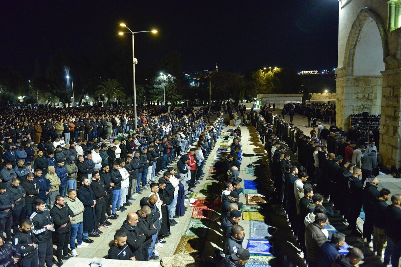 تصاویر | حضور صدهزار نفری نمازگزاران در مسجدالاقصی