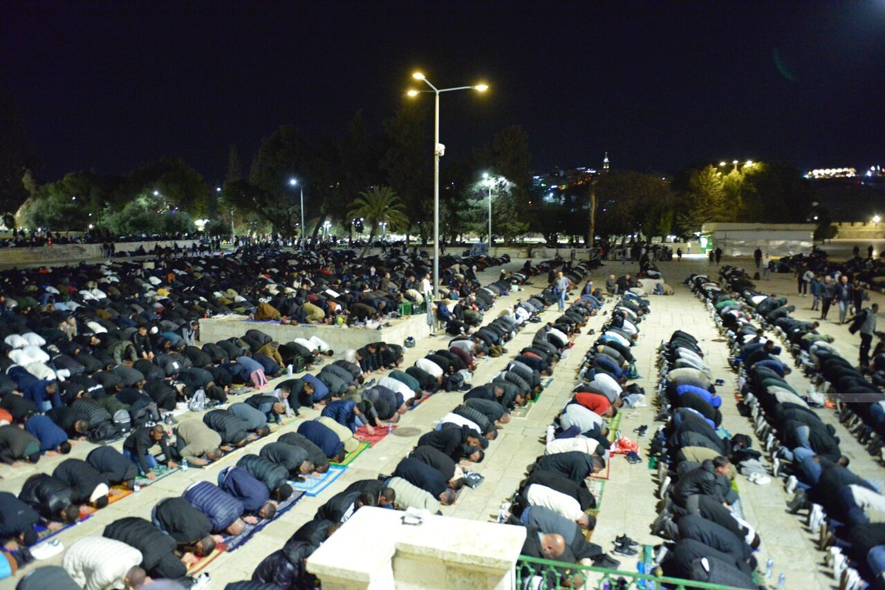 تصاویر | حضور صدهزار نفری نمازگزاران در مسجدالاقصی