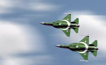 Attacchi aerei dell'esercito pakistano in Afghanistan