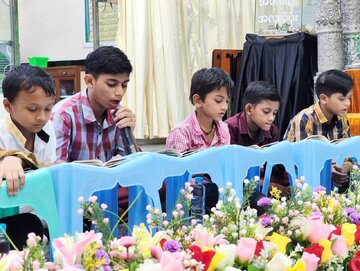 Wêneyên bernameyên Qur'anê û sifreyên fitarê yên li Mizgefta Pancah Şîî ya Miyanmarê