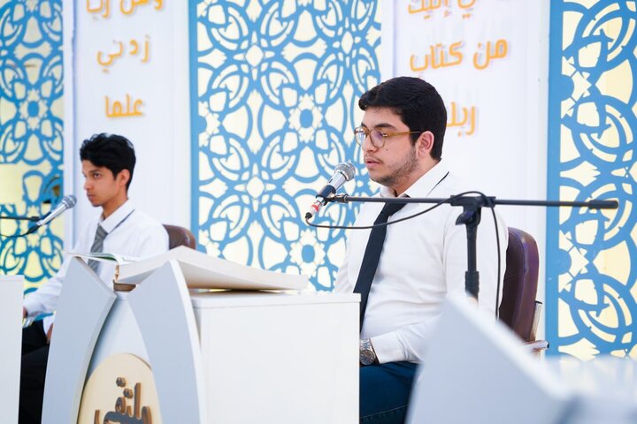 Informe fotográfico | El Santuario Sagrado de al-Abbas lanza la Khatmah coránica de Ramadán en el Quinto Foro al-Nūrayn en Babilonia