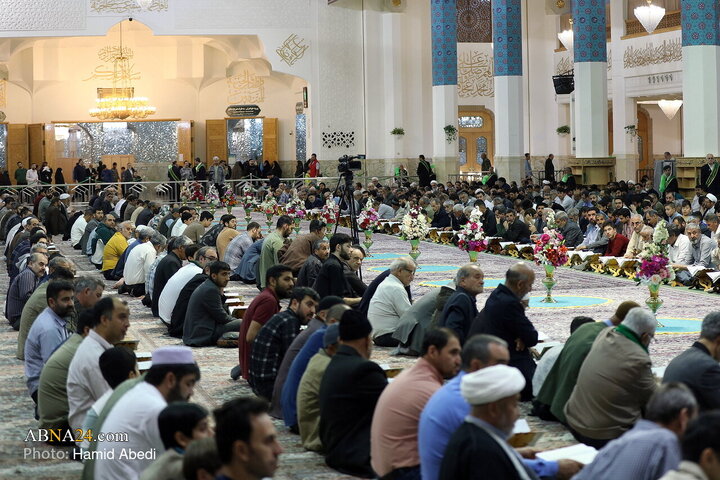 تقرير مصور/ ختمة قرآنية رمضانية في حرم السيدة المعصومة (ع) بمدينة قم