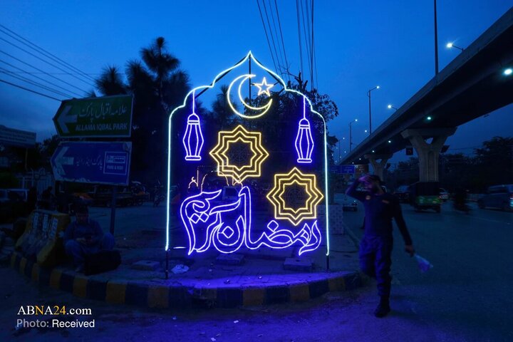 Photos: Beginning of Ramadan in Islamic Countries