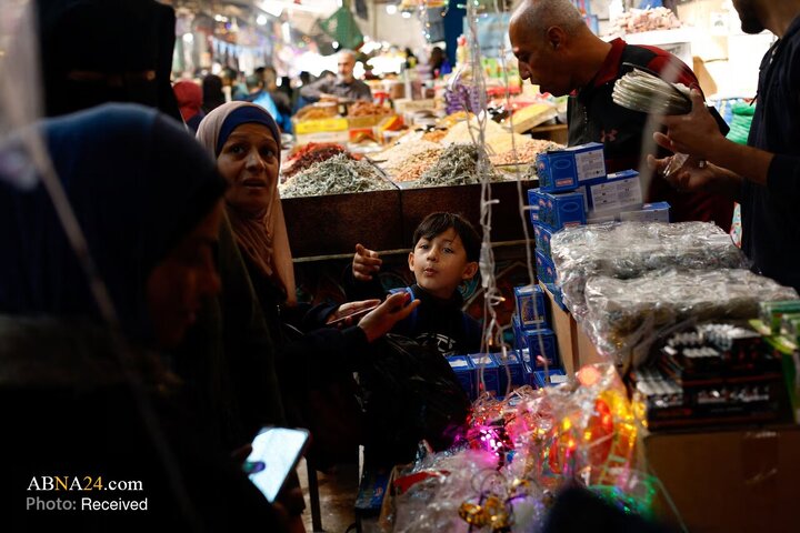 Photos: Beginning of Ramadan in Islamic Countries