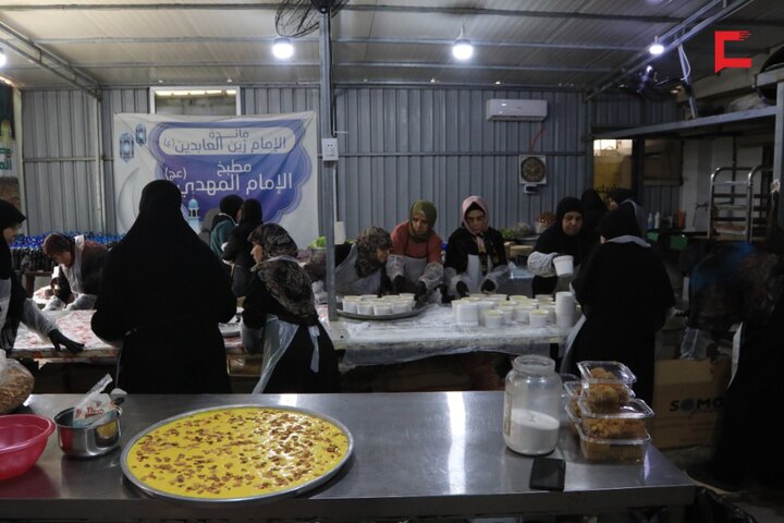 تقرير مصور/ حزب الله يطلق مشروع مائدة الامام زين العابدين(ع) لإطعام العوائل الفقيرة في الغبيري اللبنانية