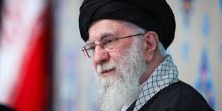 आयतुल्लाह खामेनेई ने कैदियों की रिहाई के लिए 50 अरब दिए 