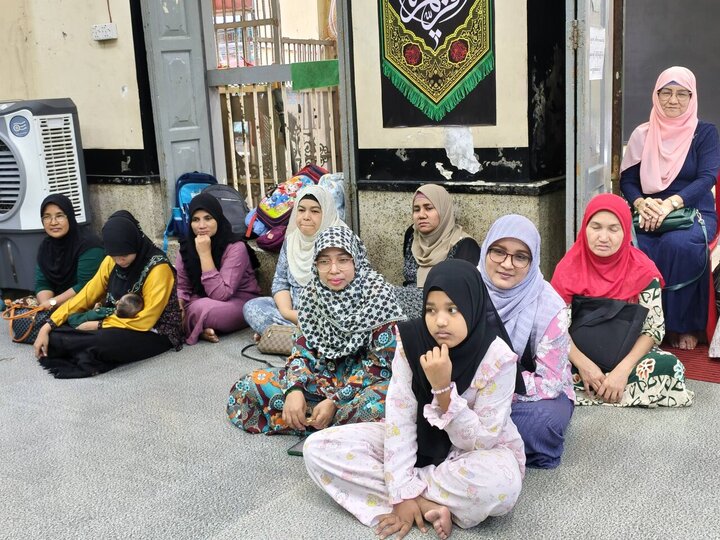 Wêneyên bernameyên Qur'anê û sifreyên fitarê yên li Mizgefta Pancah Şîî ya Miyanmarê