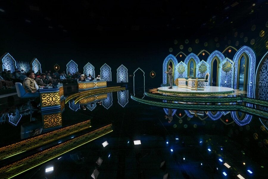 مشاركة نخبة من قراء الكتاب الكريم من 20 دولة في الحلقة الثالثة من جائزة العميد القرآنية