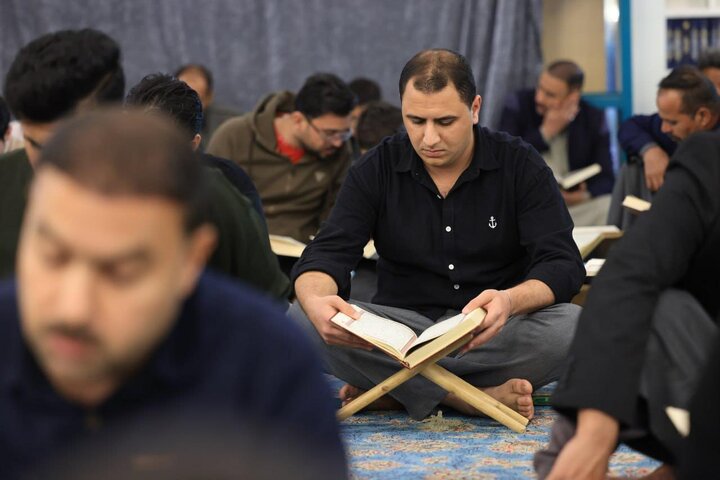 图片 | 库法清真寺每日《古兰经》诵读集会