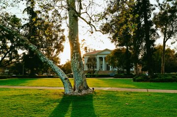 معرفی کالجی در کالیفرنیا به‌عنوان «محیطی خصمانه» برای مسلمانان در گزارش شورای روابط اسلام و آمریکا
