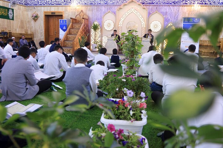 تقرير مصور/ انطلاق الختمة القرآنية المرتلة في مقام الإمام المهدي (عج) بكربلاء