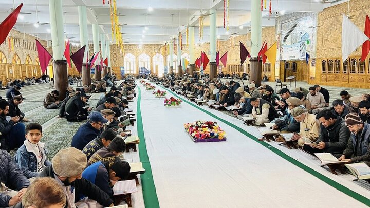 تصاویر | محفل قرآن‌خوانی در مسجد جامع امامیه گلگت پاکستان