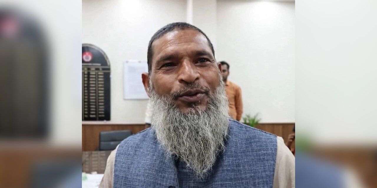 بازگرداندن طلای ۱۵ میلیون روپیه‌ای به صاحبش از سوی ضایعات‌فروش مسلمان