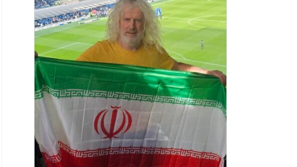 Li ser bilindkirina ala Îranê ji aliyê siyasetmedarê Îrlandî ve di dema pêşbirka fûtbolê ya Serie A ya Îtalyayê de