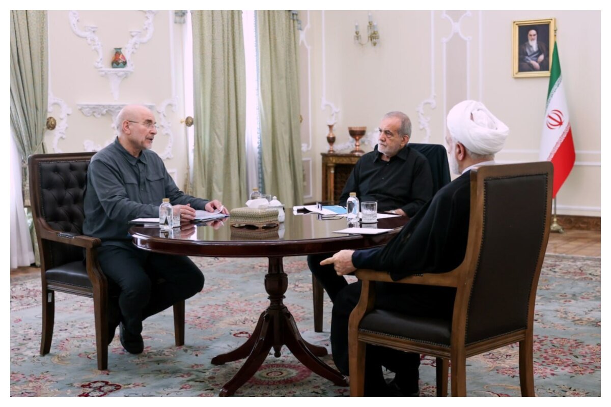 پیام تسلیت سران سه قوه در پی درگذشت مادر حاج احمد متوسلیان