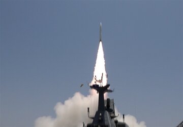 حرس الثورة ينجح في إنشاء مظلة دفاعية جوية لإطلاق الصواريخ