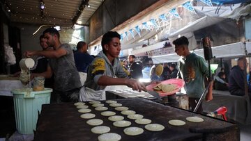 مشاغل رمضانی در سایه جنگ؛ رمضان در غزه؛ بازارهایی زخمی در جست‌وجوی روزنه‌ای از امید