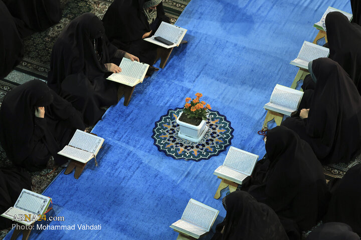 تقرير مصور/ ختمة قرآنية رمضانية في حرم "عبد العظيم الحسيني" (ع) بمدينة ري الايرانية