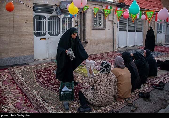 Li taxa Qibla ya Şîrazê merasîmeke fitarê ya hêsan