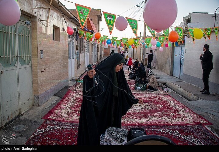 Li taxa Qibla ya Şîrazê merasîmeke fitarê ya hêsan