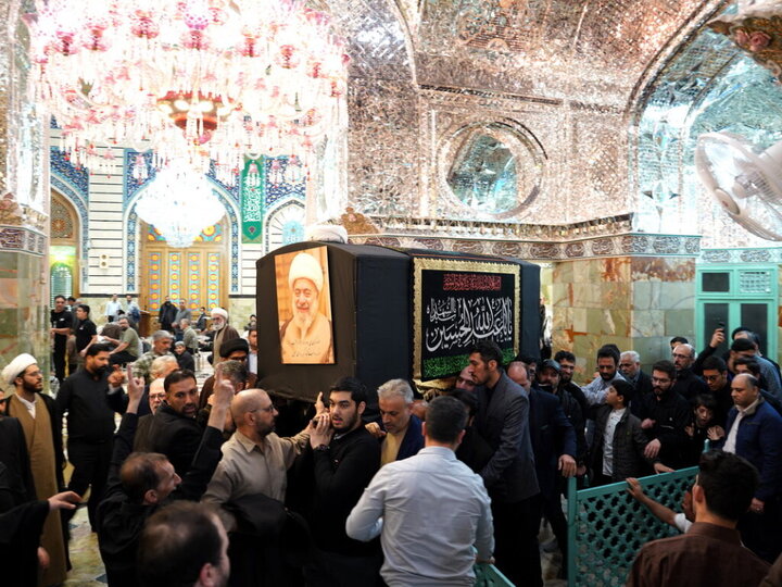 تشییع پیکر آیت‌الله مامقانی در حرم حضرت فاطمه معصومه(س)