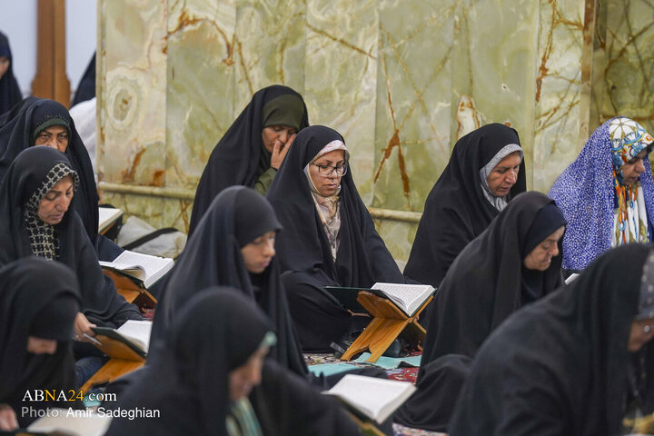 مراسم جزءخوانی و ترتیل خوانی قرآن کریم در حرم مطهر حضرت شاهچراغ (ع)