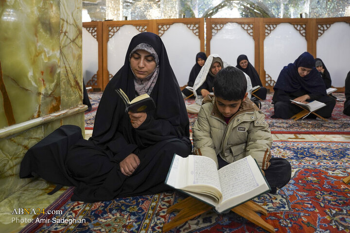 مراسم جزءخوانی و ترتیل خوانی قرآن کریم در حرم مطهر حضرت شاهچراغ (ع)