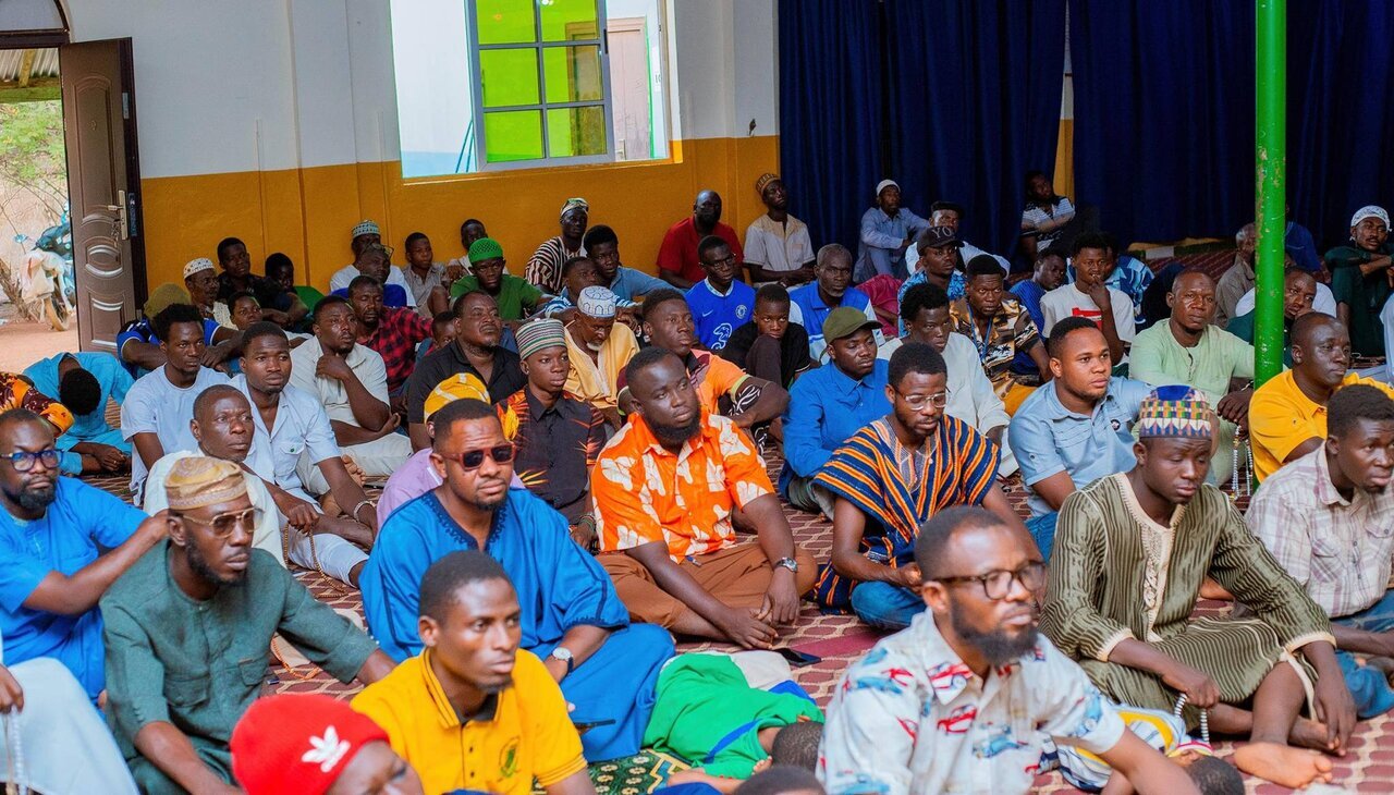 برگزاری جلسات قرآن کریم و درس‌ اخلاق در مسجد اهل‌‎بیت(ع) در تامالی، غنا + عکس