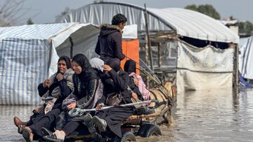 گزارش تصویری | اوضاع وخیم آوارگان غزه در پی جاری شدن سیل