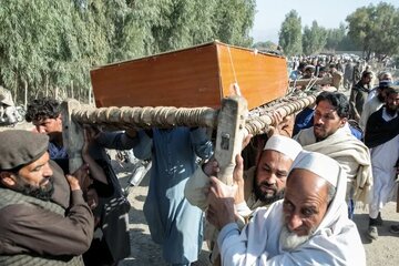 巴基斯坦与阿富汗在空袭后发生边境交火